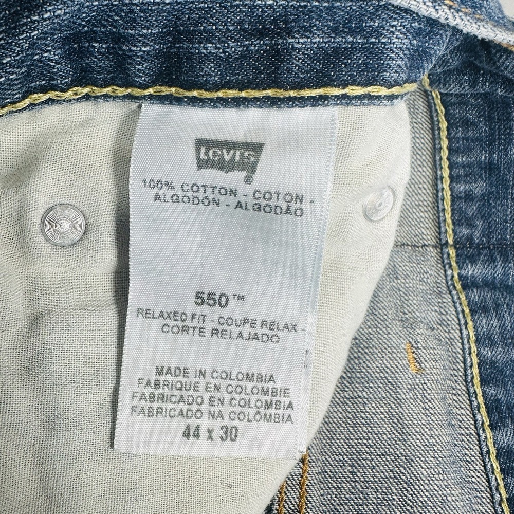 Levi's 550 Relaxed Fit Jeans Men's 44x30‎ Blue Denim Straight Leg Distressed Hem - Picture 3 of 11